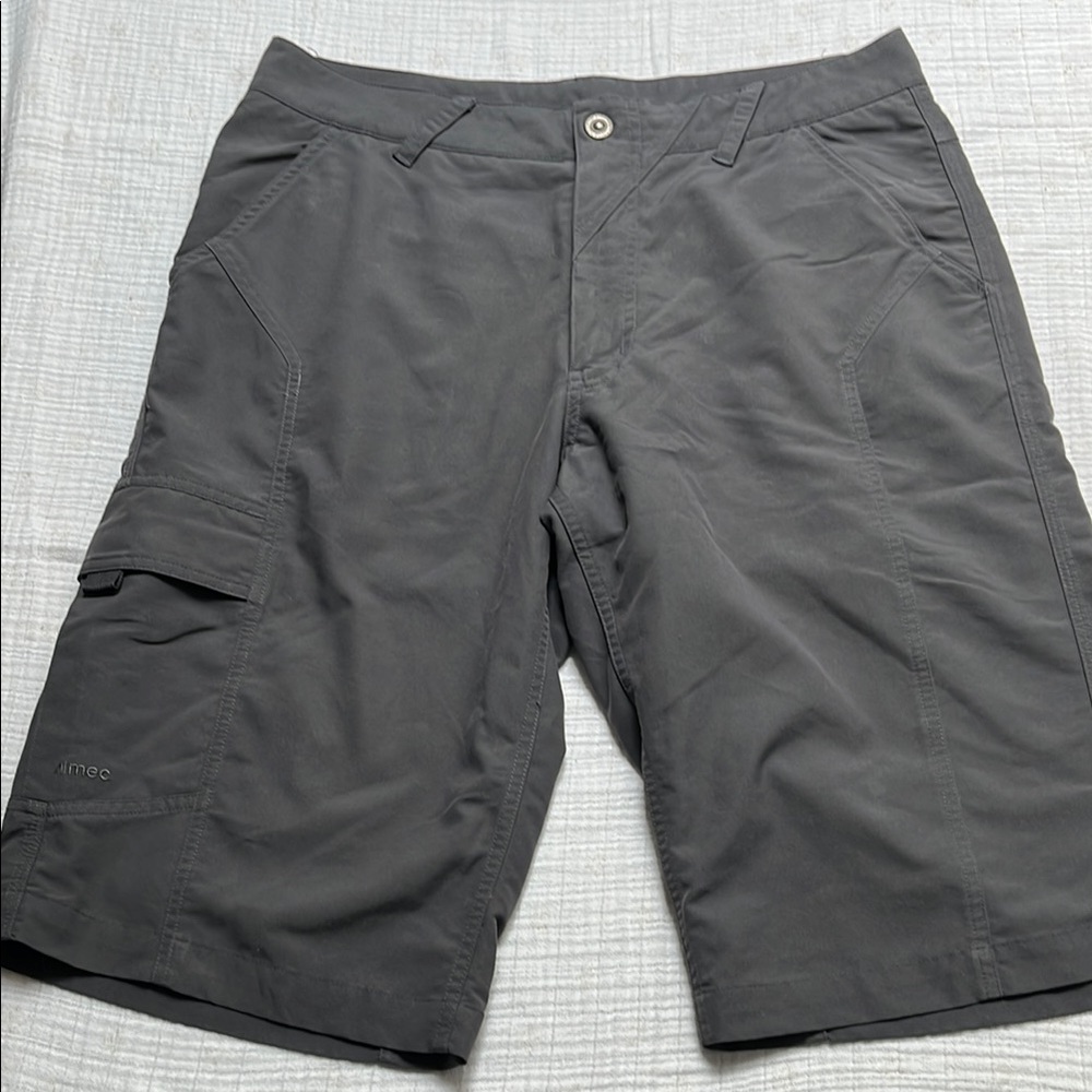 MEC Men's Activewear Shorts size 34
